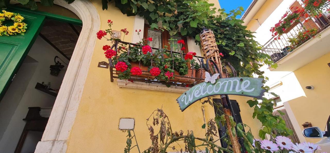 Scaccia Pensieri Villa Cerchio Luaran gambar
