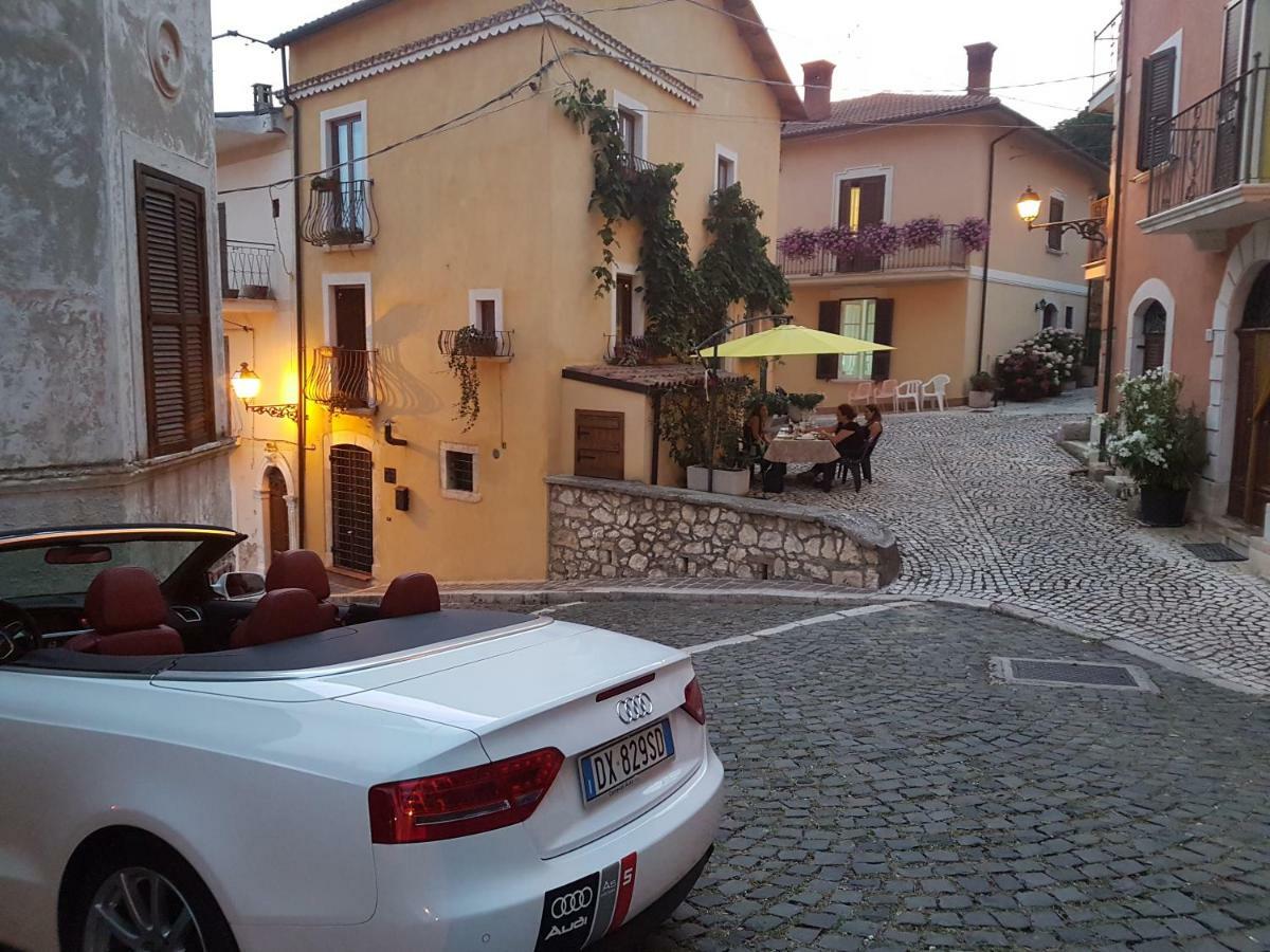 Scaccia Pensieri Villa Cerchio Luaran gambar