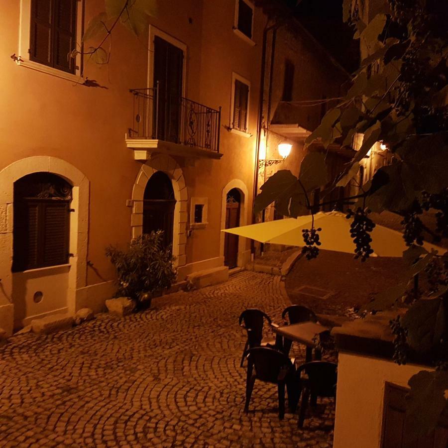 Scaccia Pensieri Villa Cerchio Luaran gambar