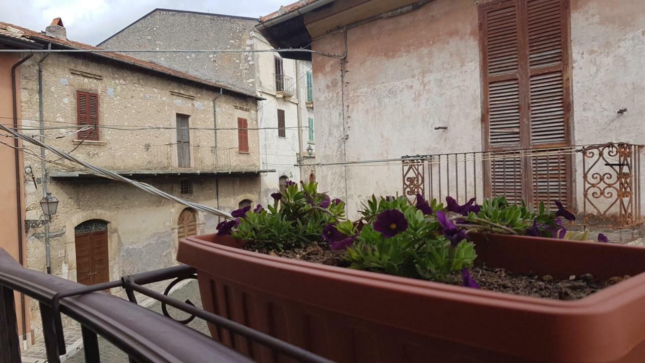 Scaccia Pensieri Villa Cerchio Luaran gambar