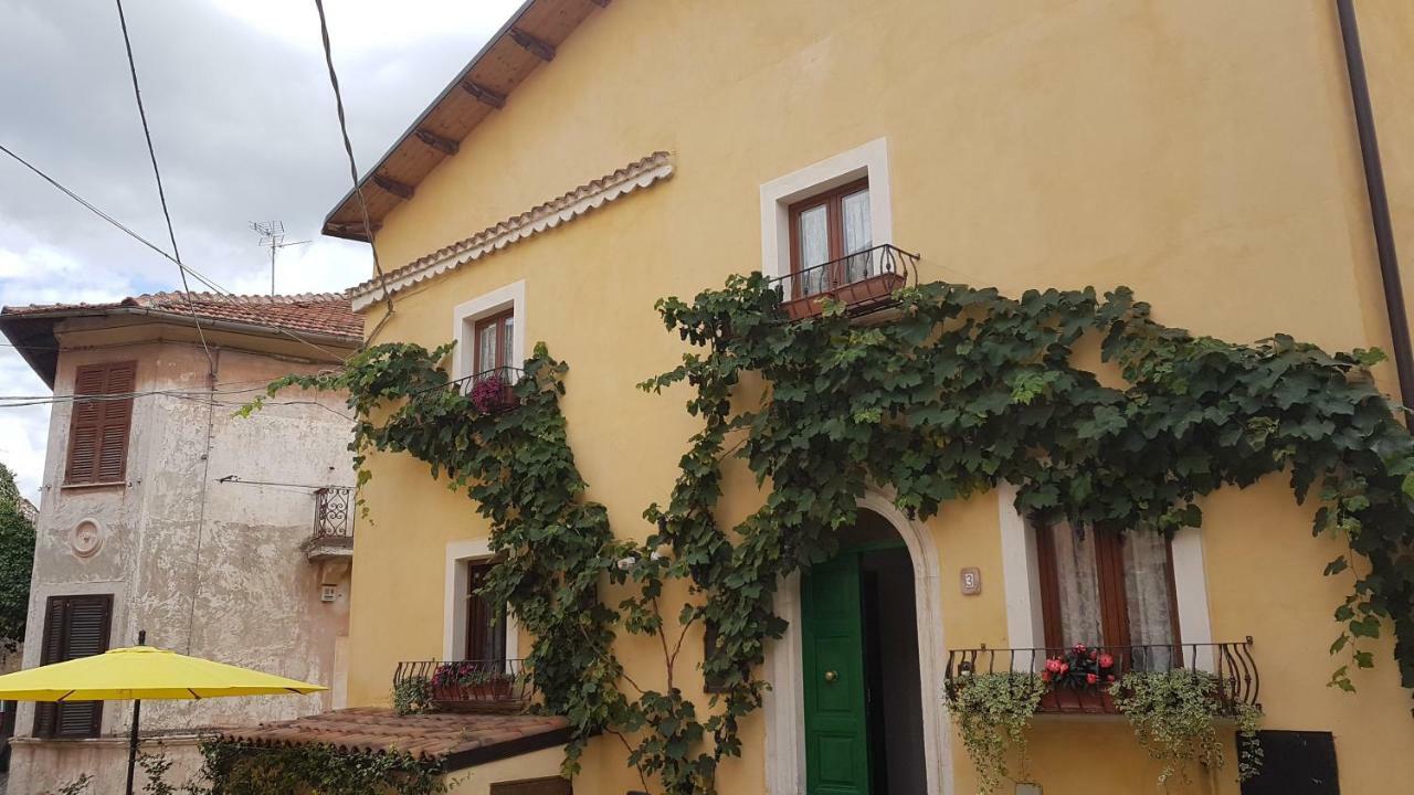 Scaccia Pensieri Villa Cerchio Luaran gambar