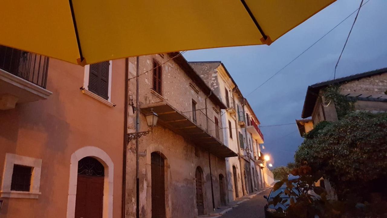 Scaccia Pensieri Villa Cerchio Luaran gambar